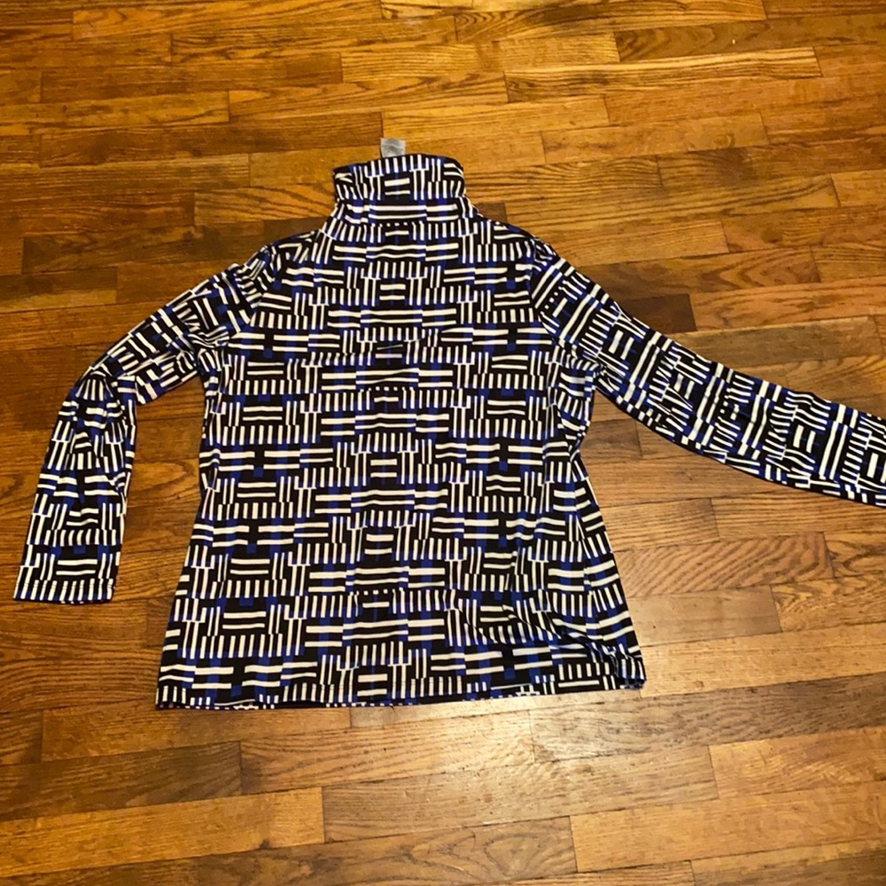 Beautiful turtle neck lightweight